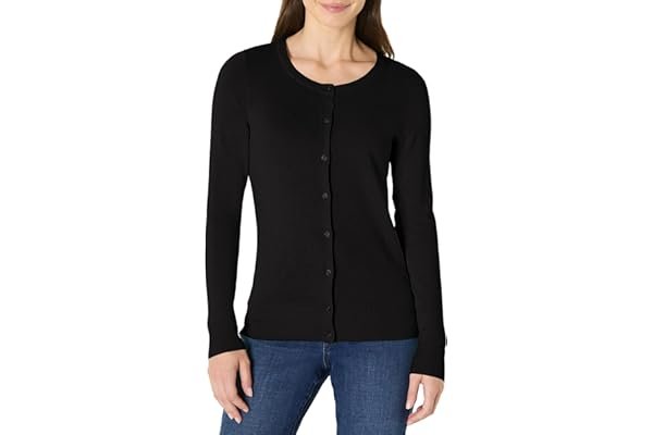 Lightweight Top understood the assignment before I did — Amazon Essentials Women's Lightweight Crewneck