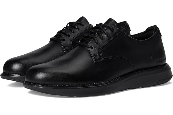 Quick elevator OOTD: No golden hour needed when the lighting hits  — Cole Haan Men's Grand Atlantic Oxford