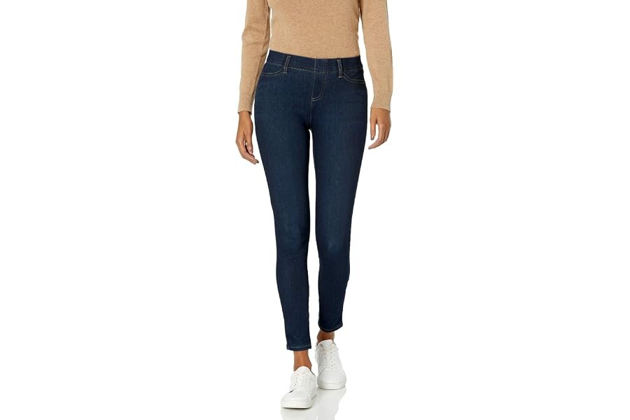A quiet wardrobe experiment featuring Double-Lined Square-Neck Bodysuit — Amazon Essentials Women's Pull-On Mid Rise Stretchy Knit Jegging (Available in Plus Size)
