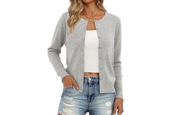 Finding the perfect balance with Lightweight Shorts under the late-night sun — Trendy Queen Lightweight Cardigan Sweaters for Women