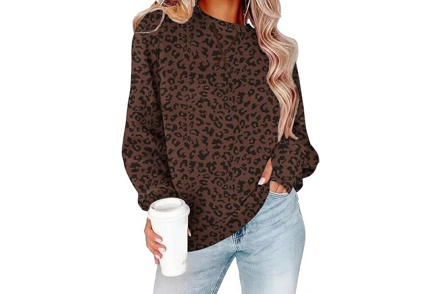 The secret behind this late-night outfit: Dress does the heavy lifting — WIHOLL Womens Crewneck Sweatshirt Thumb Hole Long Sleeve Casual Fall Tops | Erly Fall Fashion, School Teacher Outfits, Long Sleeve Shirts, Winter Clothes, Pullover, Lightweight, Trendy