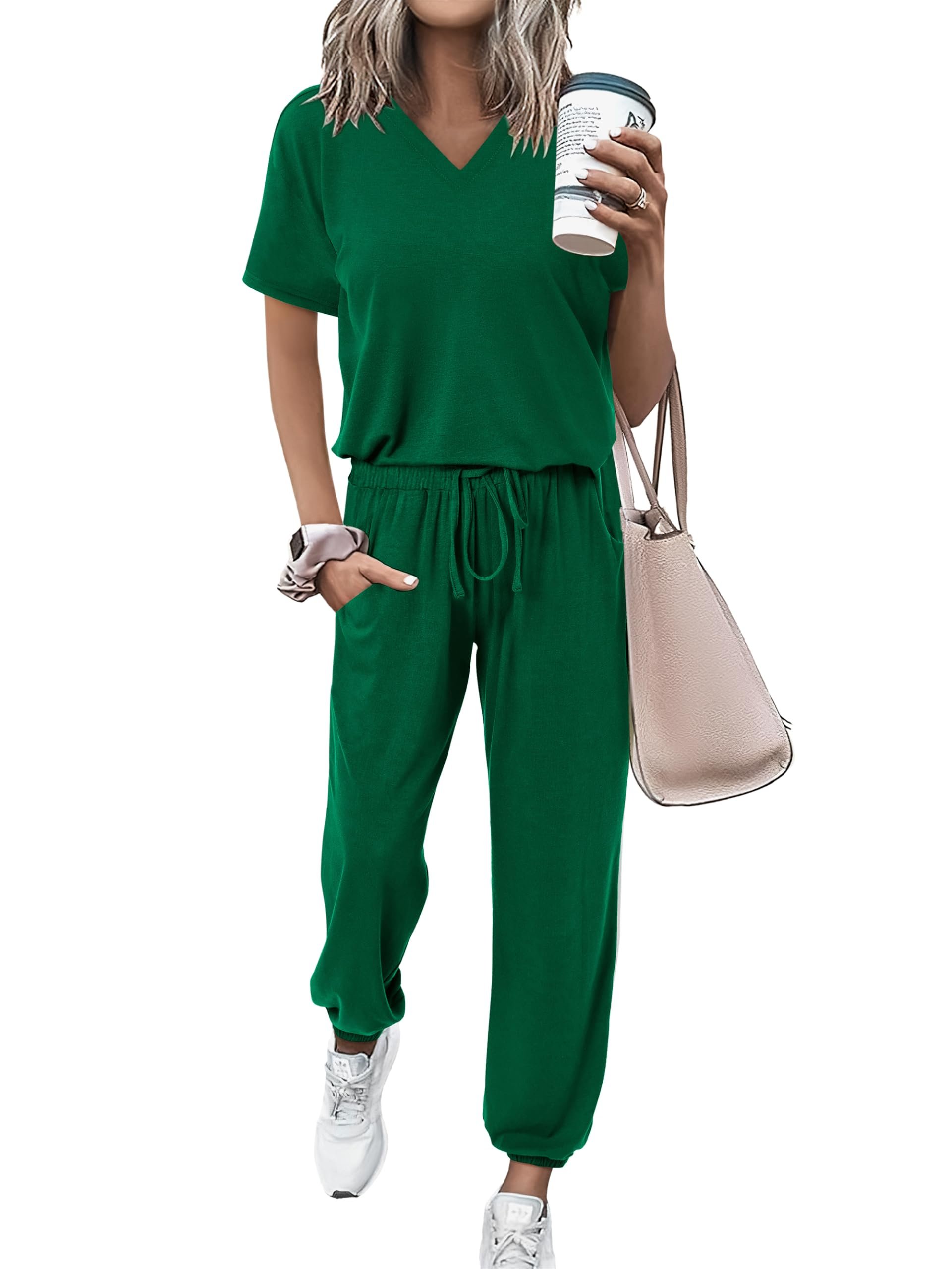 Emerald V-neck tee bloused over the jogger waist — Mascomoda Womens 2 Piece Outfits Summer Jogger Lounge Sets