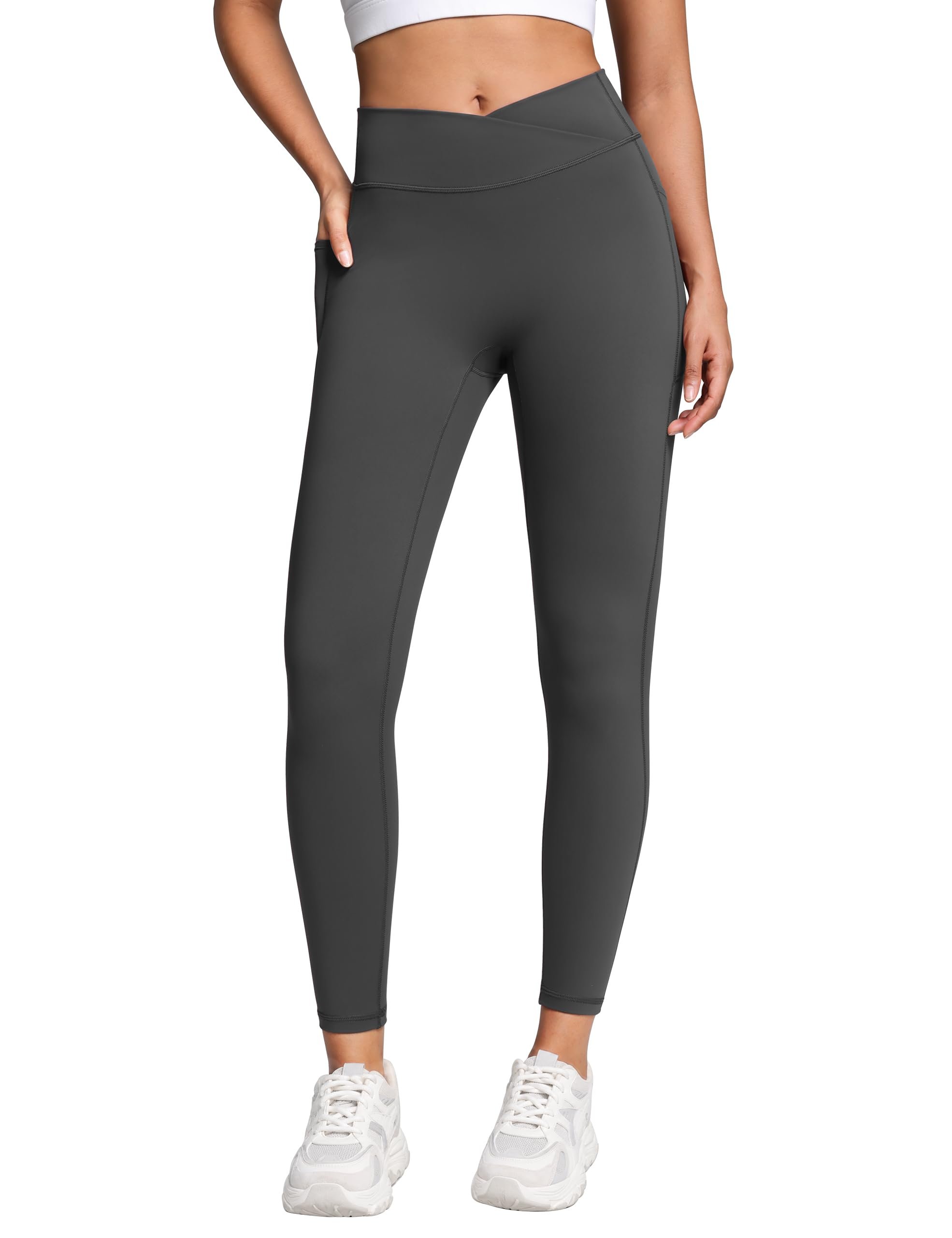 Big daisy graphic sitting right on the chest — Olmlmt Crossover Wokout Leggings with Pockets for Women